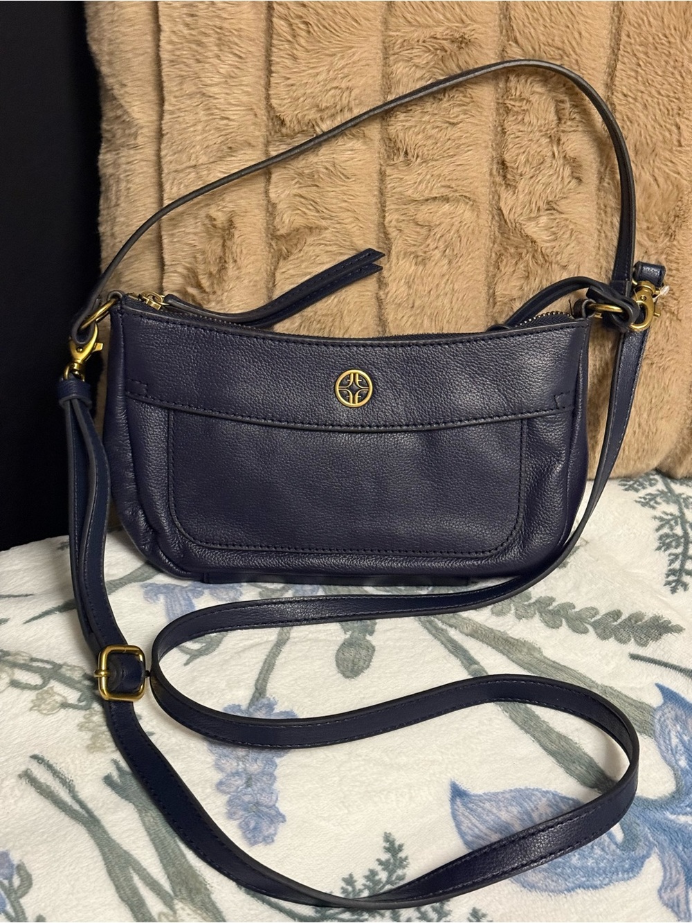 Fossil Navy Pebbled Leather Crescent Crossbody Bag